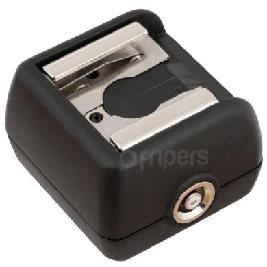 Hot shoe sync adapter FreePower with PC socket